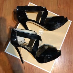 Michael Kors  black sandals size 9
